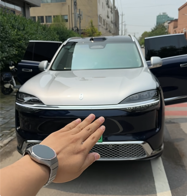 博主测试问界M9高速极限续航：电量归零跑了461公里