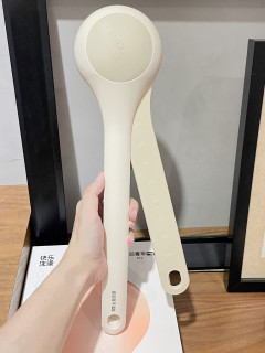 全身护肤一站式！嘻浴青年开箱实测，鸡皮、后背粗糙改善神器