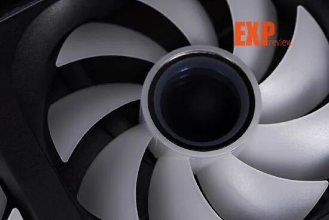 先马 LB100/200 水冷散热器图赏：带6年质保的入门级颜值派水冷