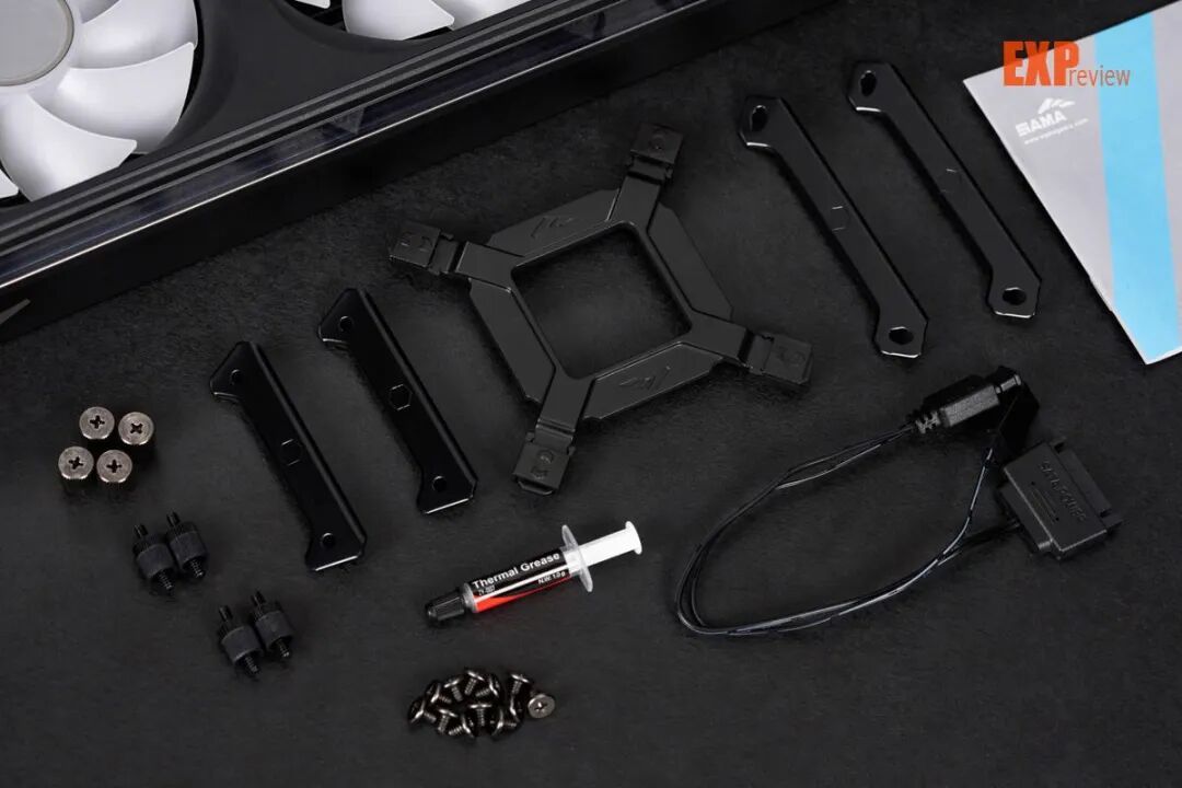 先马 LB100/200 水冷散热器图赏：带6年质保的入门级颜值派水冷