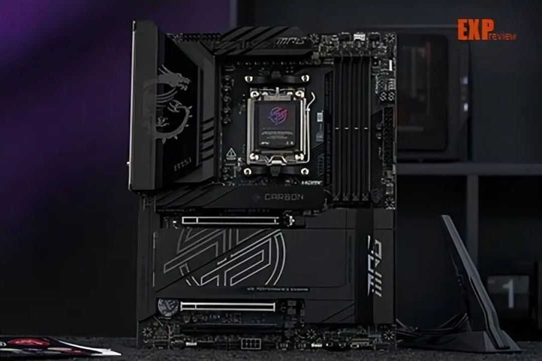 微星X870E CARBON MAX暗黑主板评测：平整焊接工艺，对刺客焊点说再见