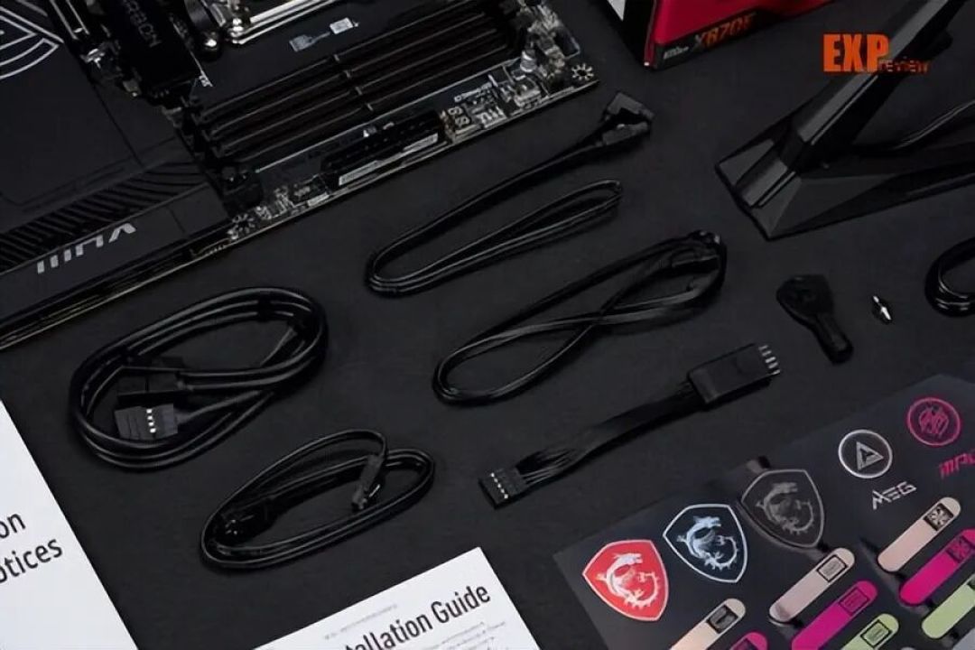 微星X870E CARBON MAX暗黑主板评测：平整焊接工艺，对刺客焊点说再见