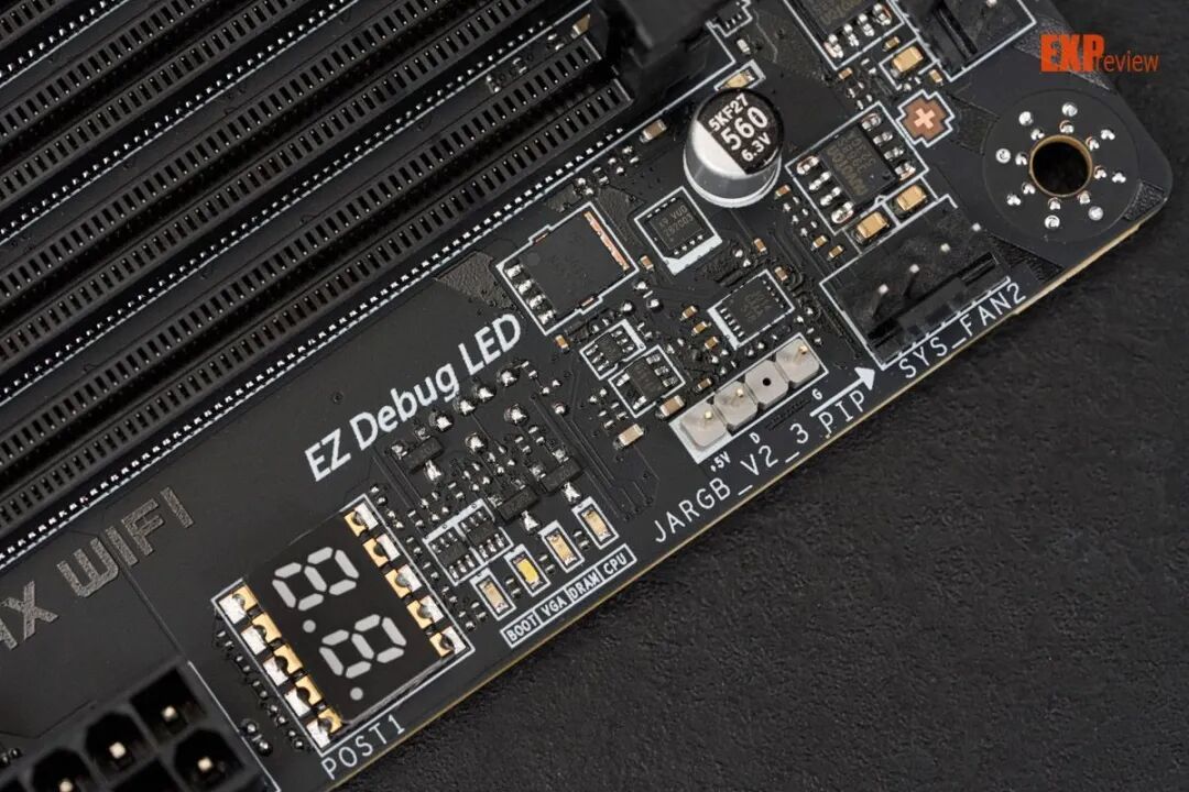 微星X870E CARBON MAX暗黑主板评测：平整焊接工艺，对刺客焊点说再见