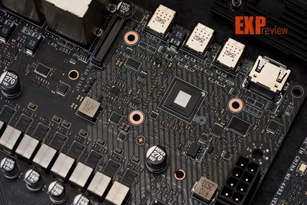微星X870E CARBON MAX暗黑主板评测：平整焊接工艺，对刺客焊点说再见