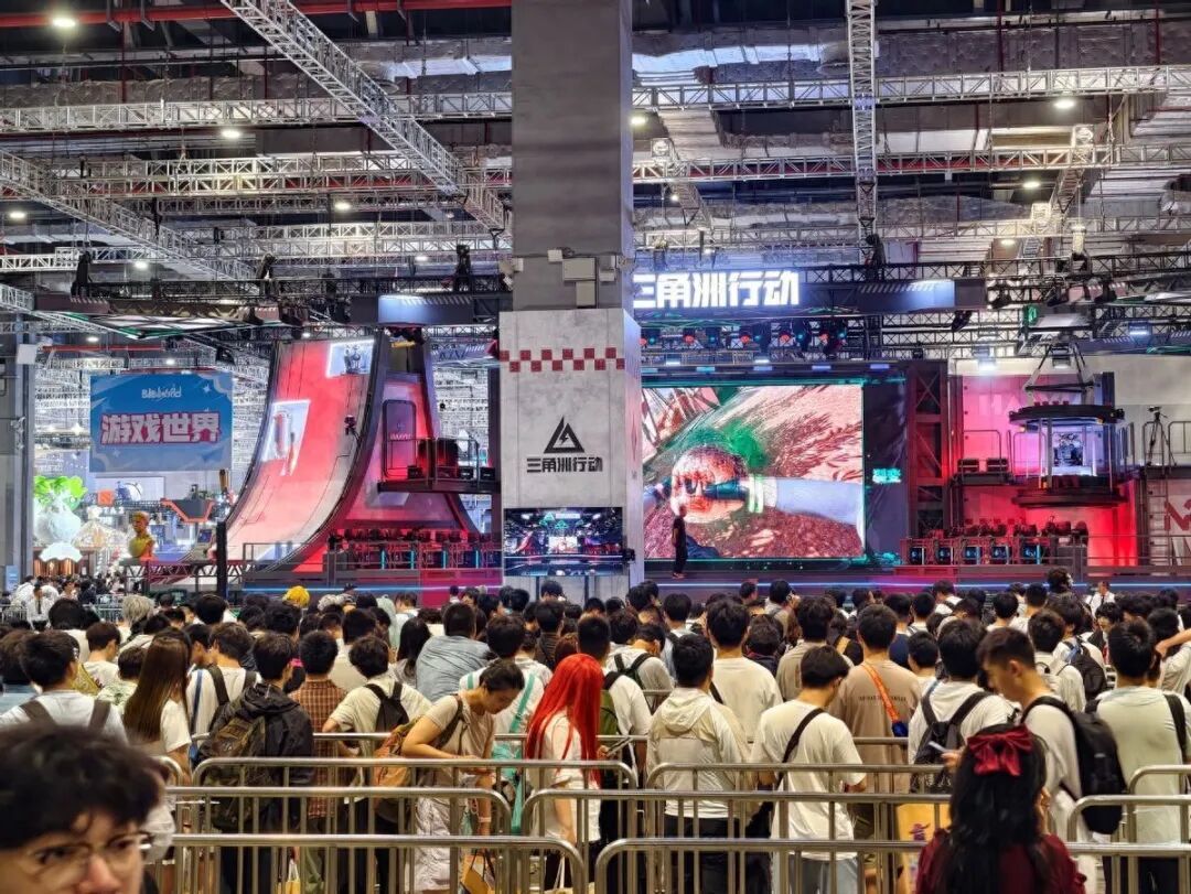 Intel笔记本上演“五世同堂”！是实力 也是无奈