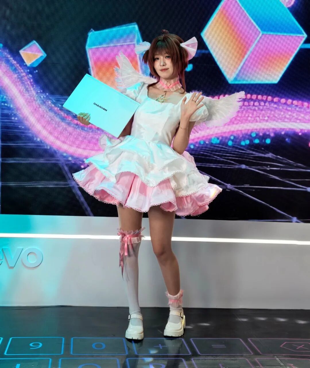 Intel笔记本上演“五世同堂”！是实力 也是无奈