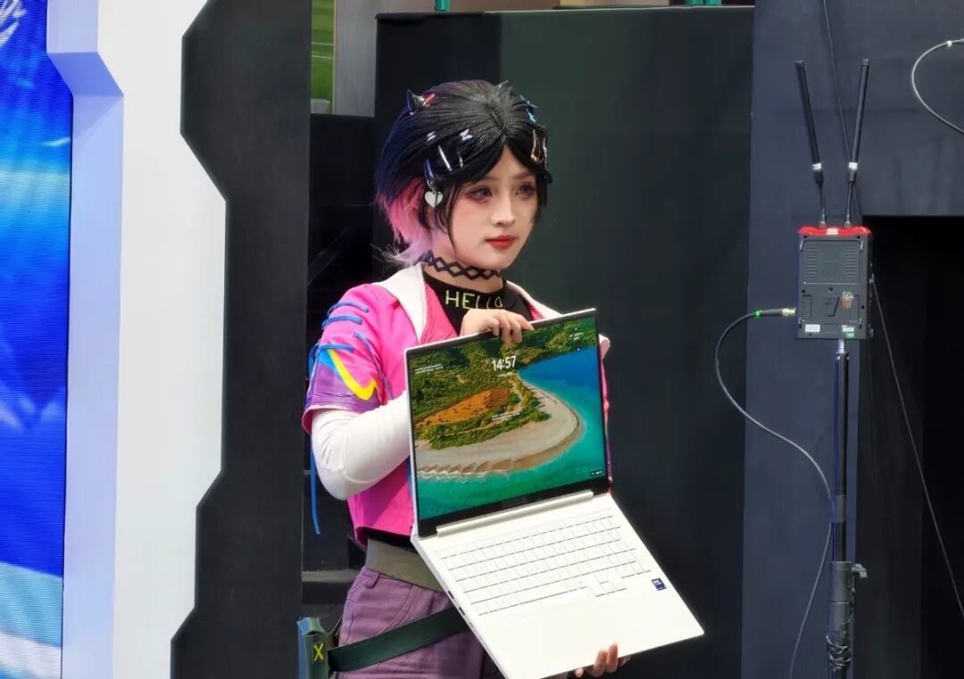Intel笔记本上演“五世同堂”！是实力 也是无奈