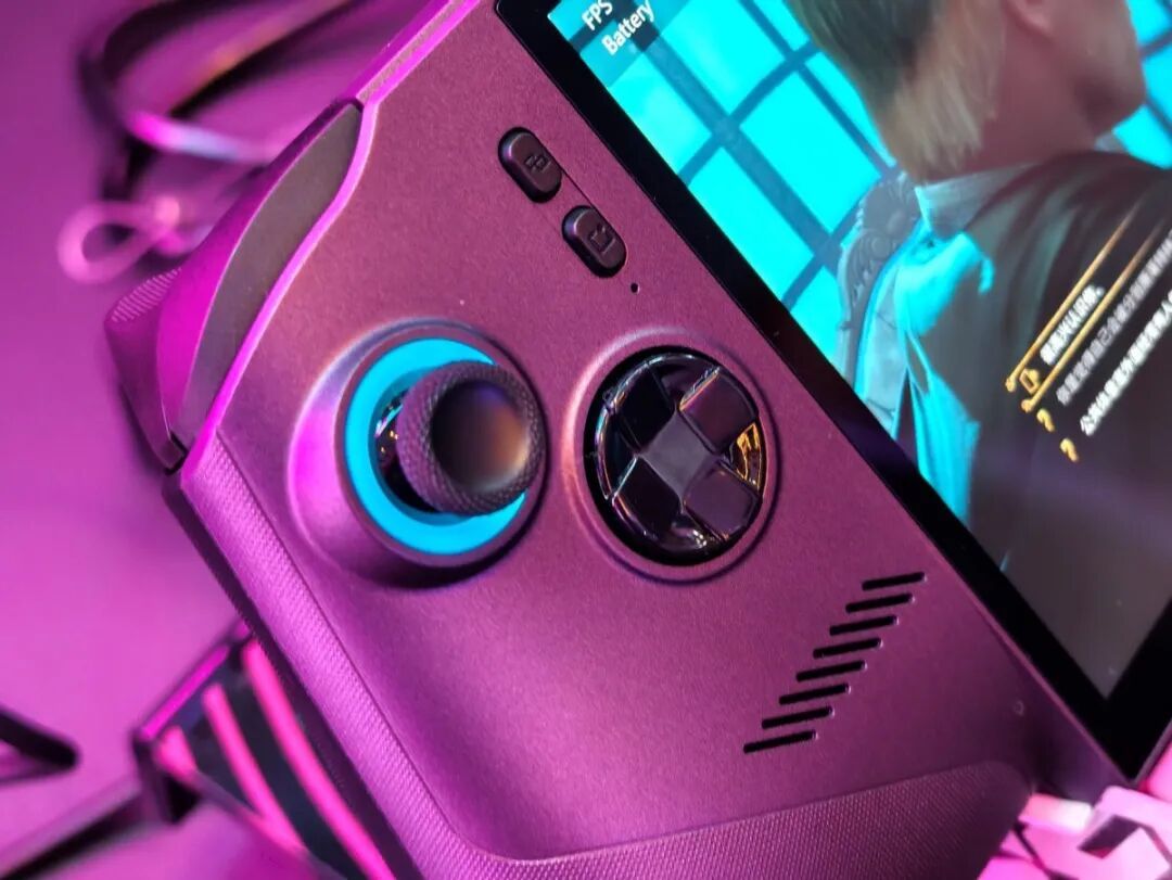Intel锐炫G3掌机玩出花儿:戴上XR眼镜 走入理想汽车