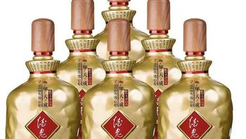 🍶 酒鬼馥郁天成｜一口三香，把湘西秘境装进1000ml的仪式感里