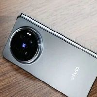 易资讯|vivo X Fold6今日正式上市，三星疑似已启动折叠屏新机预热…
