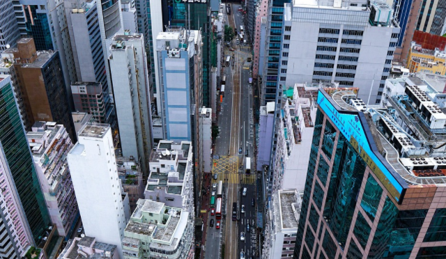 香港储蓄险到底香不香？5-6%预期收益，但你真的适合吗？