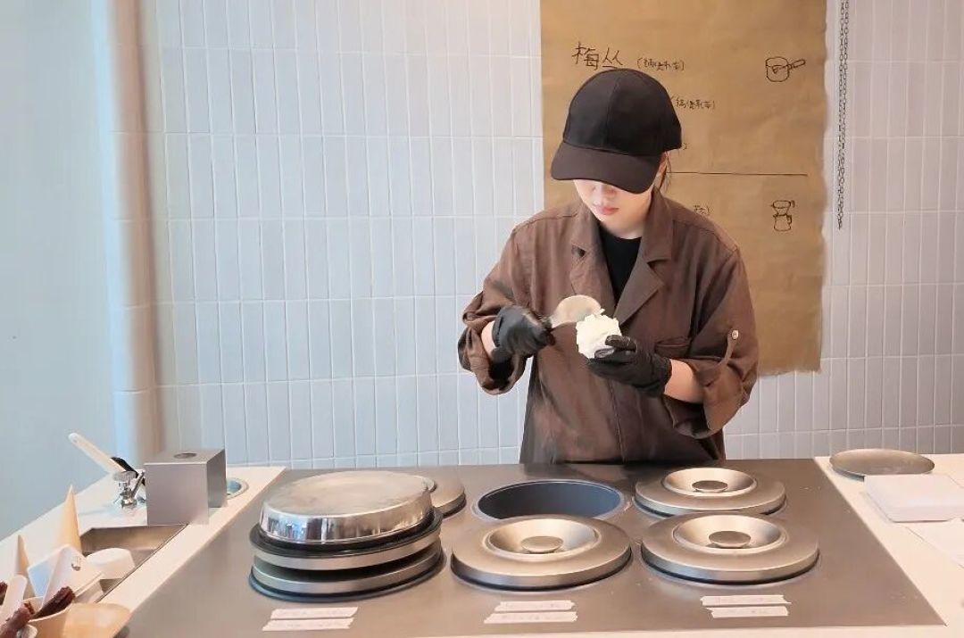 喜茶开出全国首家工艺店,我们去现场看了看