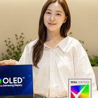 1600尼特亮度+寿命翻倍！三星叠层OLED笔记本屏幕量产：联想首发