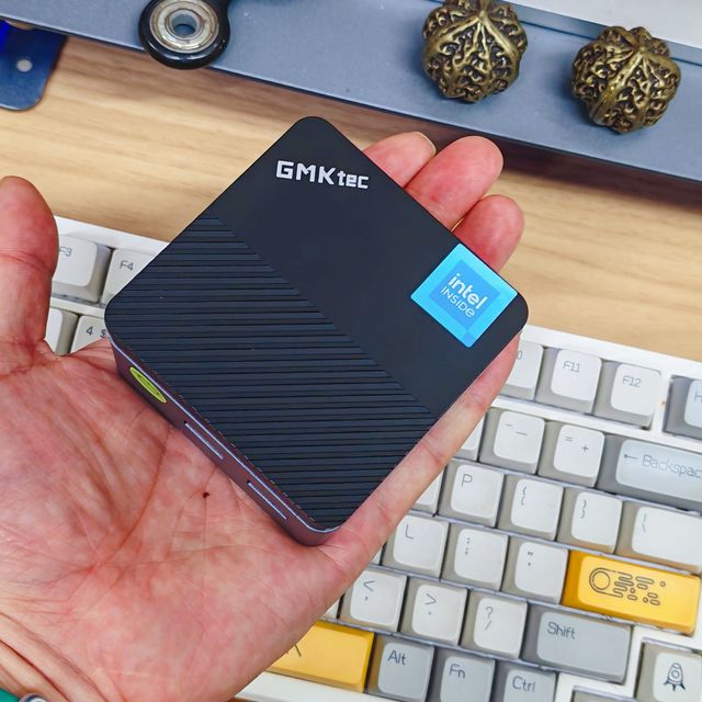 掌心上的“小钢炮”，小而实用，极摩客G5S迷你主机值不值得买？