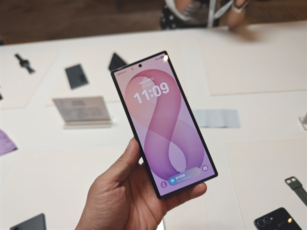 14999元！三星Galaxy Z Fold8 Ultra图赏：薄至8.9mm 仅重215g