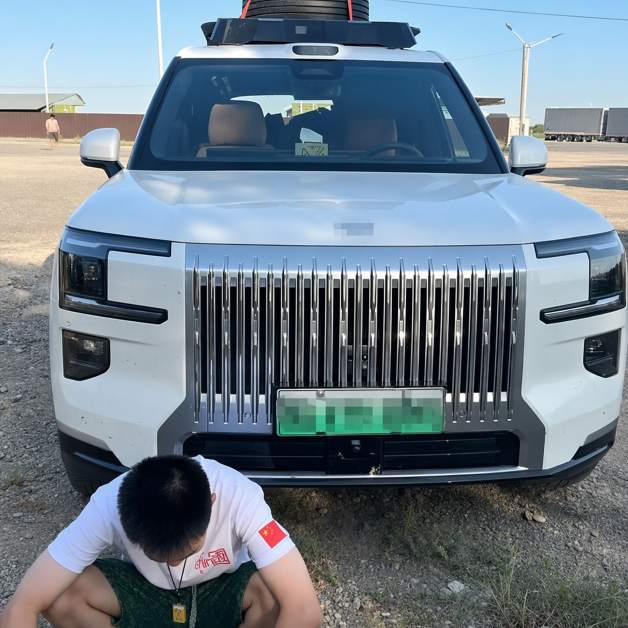 花 50 万买的车出境秒变"半废品"！被远程锁车 30 小时——你买的到底是车还是"使用权"？