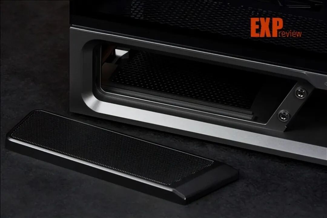 微星MPG VIXTA 300R PZ评测：架空设计兼具造型实用,全景玻璃一览无遗