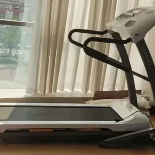 原价6999的专业跑步机，二手暴打1折，其实当年不要钱！