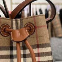 在唯品会7000拿下Burberry,不吹不黑谈谈感受