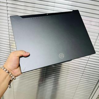 花2万买ROG枪神不如8千买拯救者？万元旗舰游戏本品控和售后实测对比