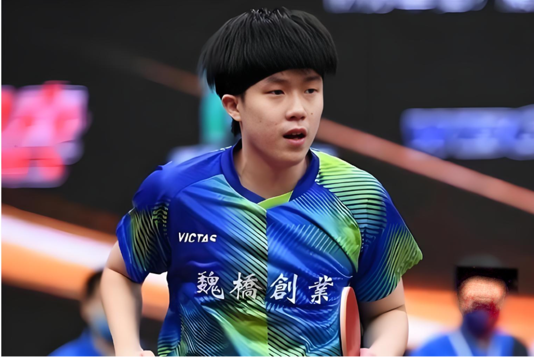 王楚钦2-1逆转李天阳晋级:短局制下,真正值得看的是这次调整