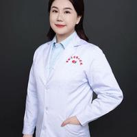 敏感肌总烂脸？皮肤科教你在家重建屏障，别再只会敷面膜了