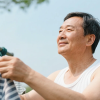 40岁后身体会悄悄产生一种怪味！日本研究：不是脏，是它在作祟
