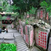 2小时通勤圈内轻徒步：哪些路线值得去，哪些是网红陷阱