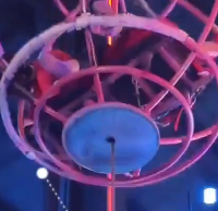 反向蹦极空中飞球值得玩