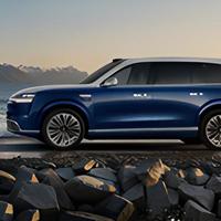 暴雨积水不用慌 全新一代问界M9涉水深度可达82厘米 碾压大多数SUV