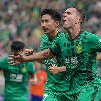蓉城6分钟2球绝平国安，15分优势基本锁定冠军