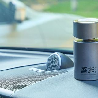 夏天开车的清爽感，是这杯「移动果茶」给的，吾非车载香薰