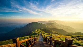 夏天带娃公园露营，帐篷防晒怎么选不踩雷？老手一次说清