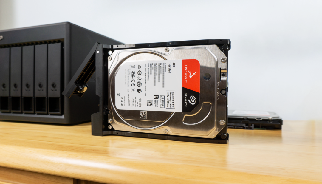 家庭 NAS 不是必需品：满足这 4 个条件再买