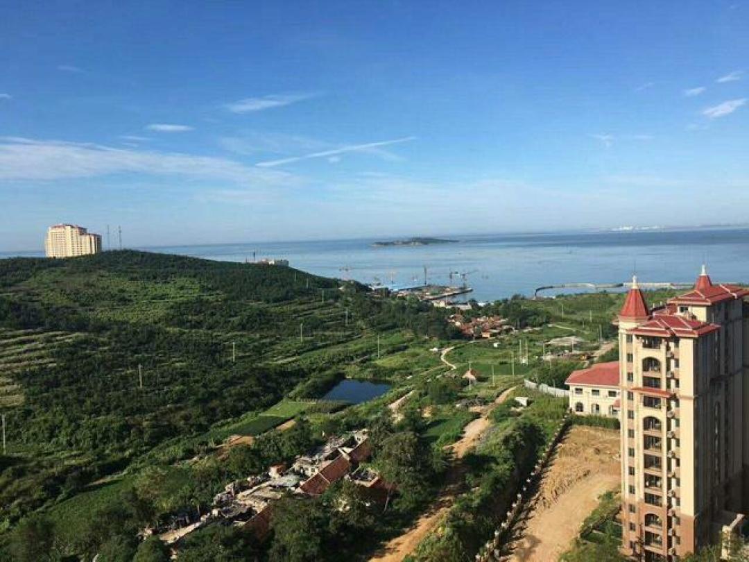 花20万买海景房的年轻人：面朝大海后，只剩潮湿与无奈