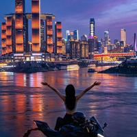 198元骑机车秒出片！2026刷爆全网的重庆“落地签”凭什么11.6亿播放