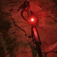 夜骑？无灯怎么行？