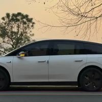 24.98万理想i6空悬和后排屏怎么选？真实车主算了笔账