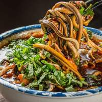 乐山翘脚牛肉哪家强？这份宝藏门店推荐，带你尝地道美味！