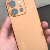 本以为是亲民小杯旗舰，vivo X300E发布，看完配置和定价我沉默了