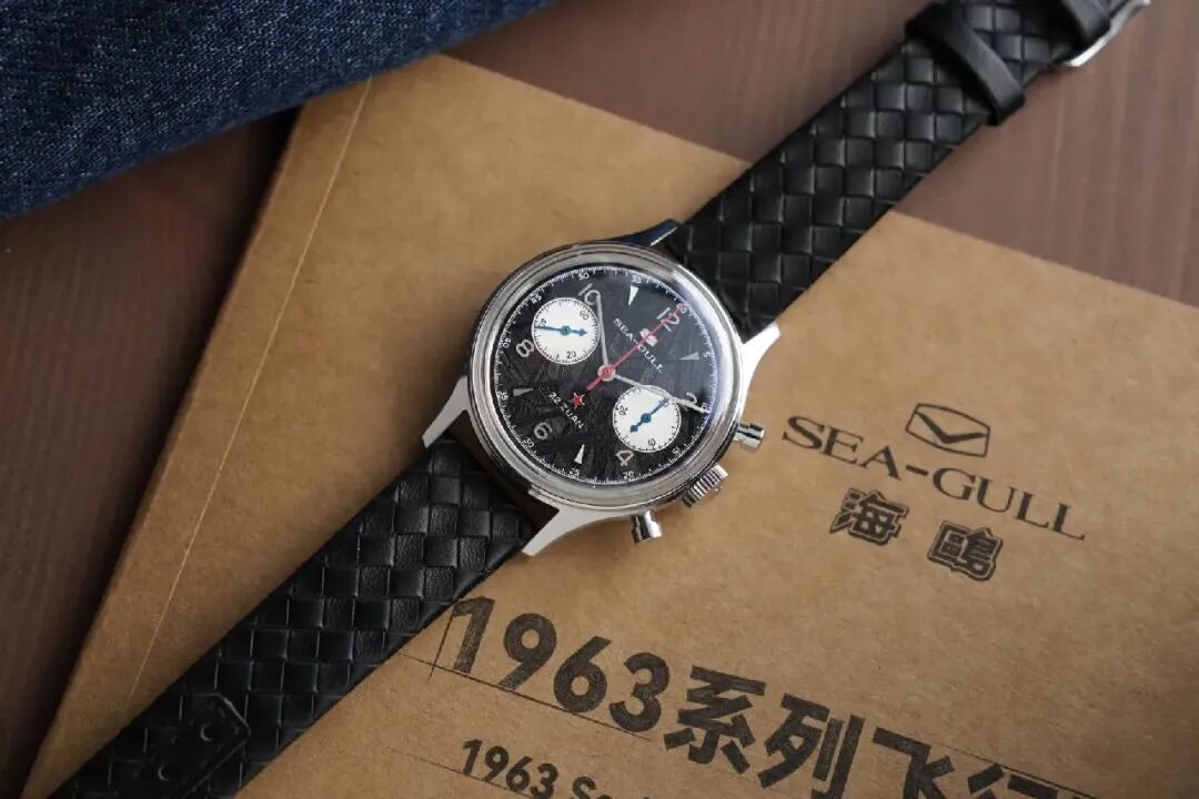 5K价位再出多块好选!颜高价低,小尺寸经典盘,从渐变盘到限量款,再到熊猫盘,这波国产之光升级到心坎上了