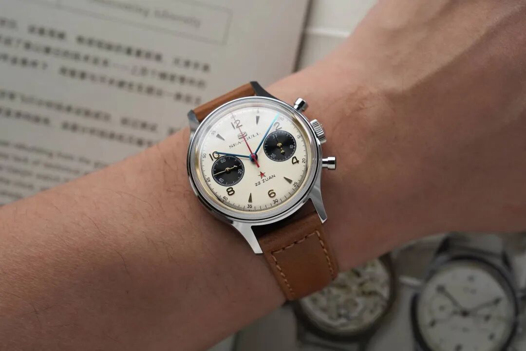 5K价位再出多块好选!颜高价低,小尺寸经典盘,从渐变盘到限量款,再到熊猫盘,这波国产之光升级到心坎上了