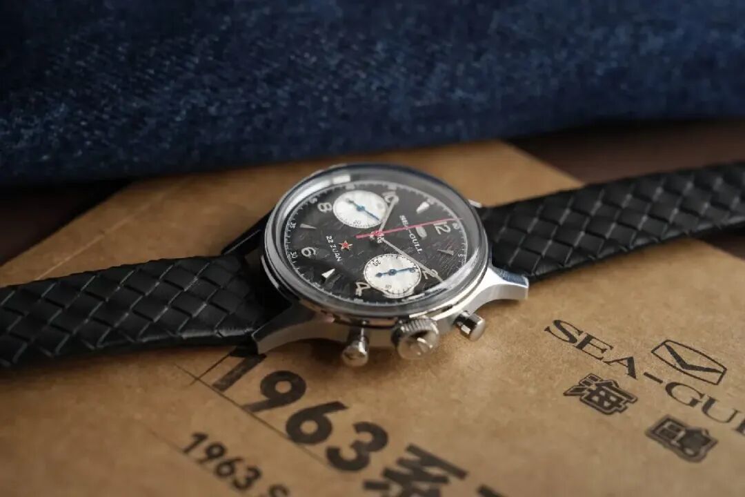 5K价位再出多块好选!颜高价低,小尺寸经典盘,从渐变盘到限量款,再到熊猫盘,这波国产之光升级到心坎上了