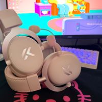 60mm大单元+磁吸底座，这耳机FPS定位确实有点东西