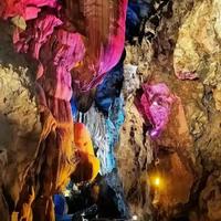 37度的版纳钻进这个21℃的洞，溶洞+雨林双重秘境，带娃避暑值不值