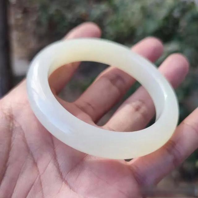 籽料还是山料？花3分钟搞懂和田玉怎么选不踩坑