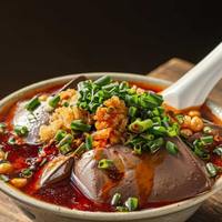 爽翻味蕾！快来尝尝这道地道川菜——乐山翘脚牛肉的独特风味！