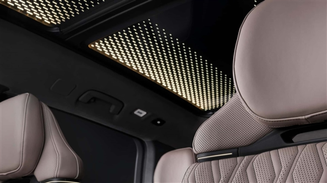 奥迪史上最大SUV登场！奥迪Q9正式发布：V8动力叫板奔驰GLS 63