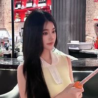 新人自媒体起号，第一根自拍杆怎么选？