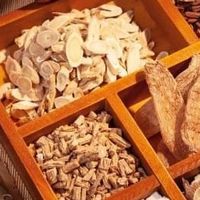 前列腺增生吃什么中药好？这些中药方剂值得一试